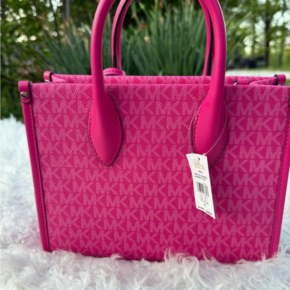 Michael Kors Mirella Small Leather Mk Logo Broad Shoulder Strap Dragon Fruit - Picture 7 of 11